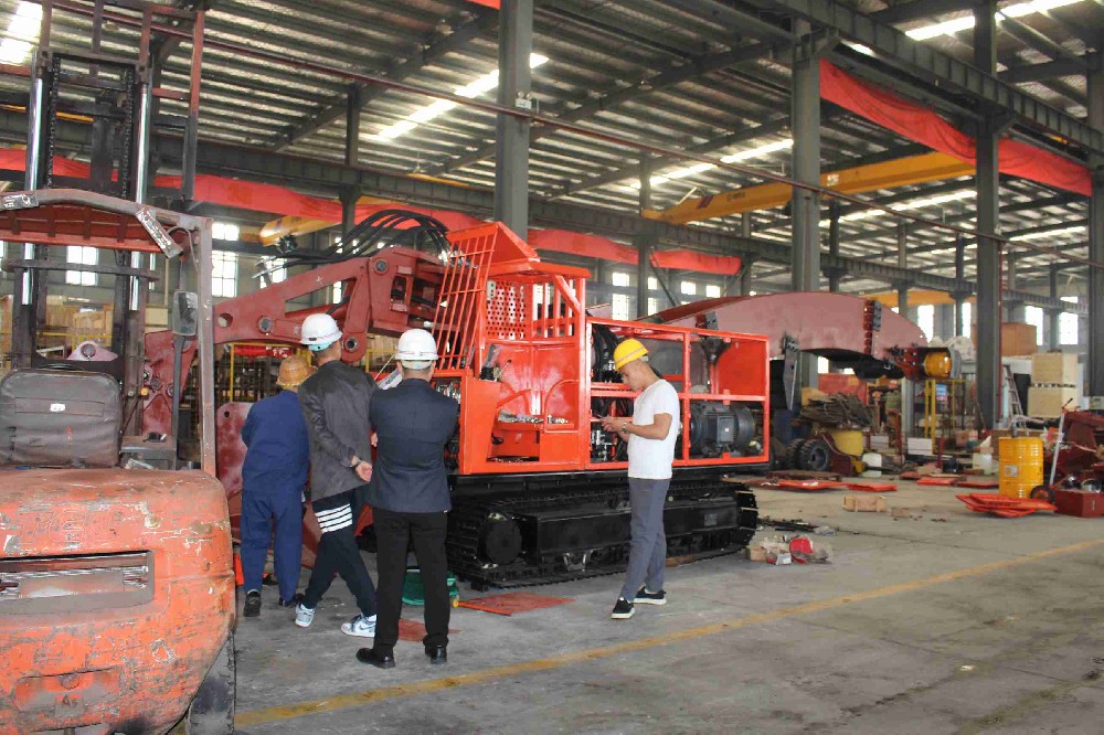 蕪湖 80 履帶扒渣機排名，人才培養出色的品牌解讀
