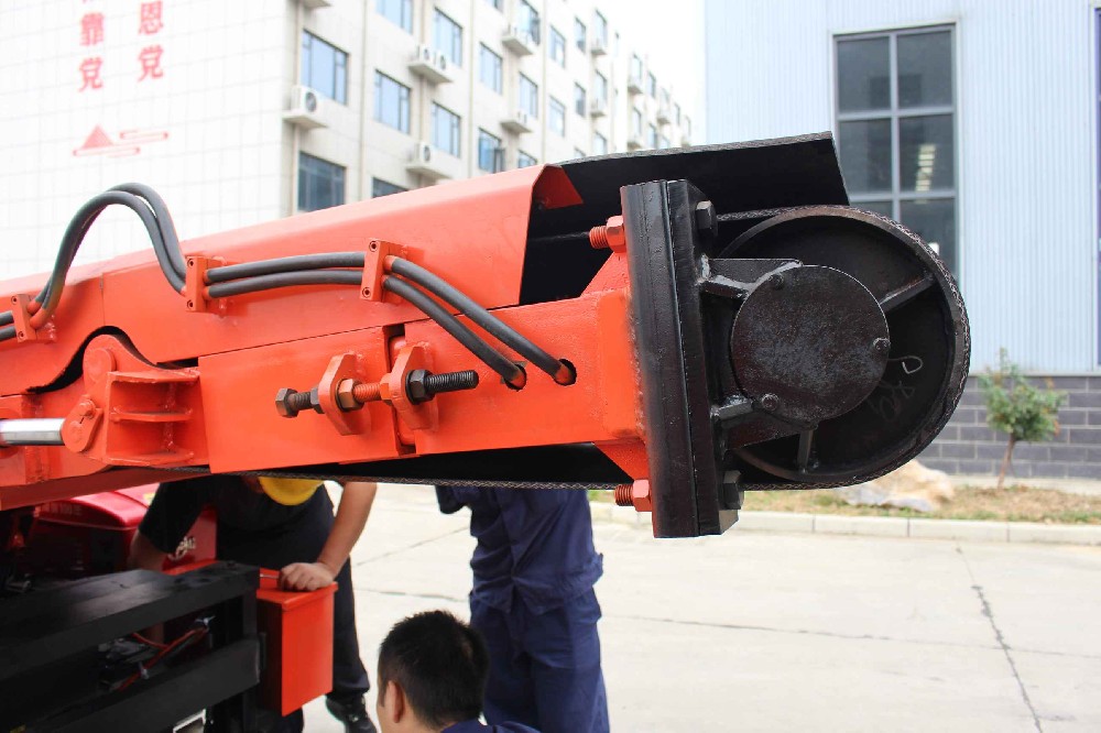 陜西扒渣機(jī)二手車市場(chǎng)探訪：低價(jià)機(jī)源大揭秘
