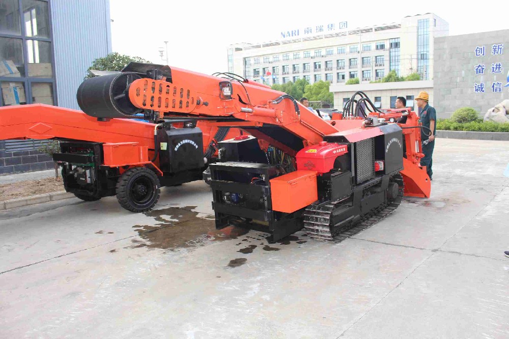 探索不同礦山地形，扒渣機選型指南
