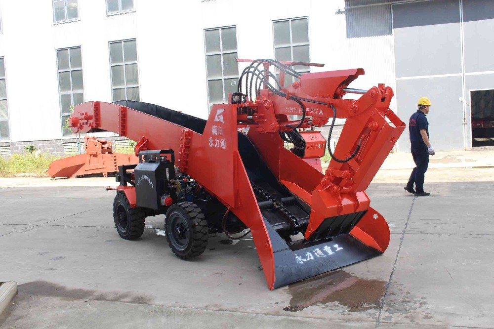 湘潭礦山使用80履帶刮板扒渣機的實際效果
