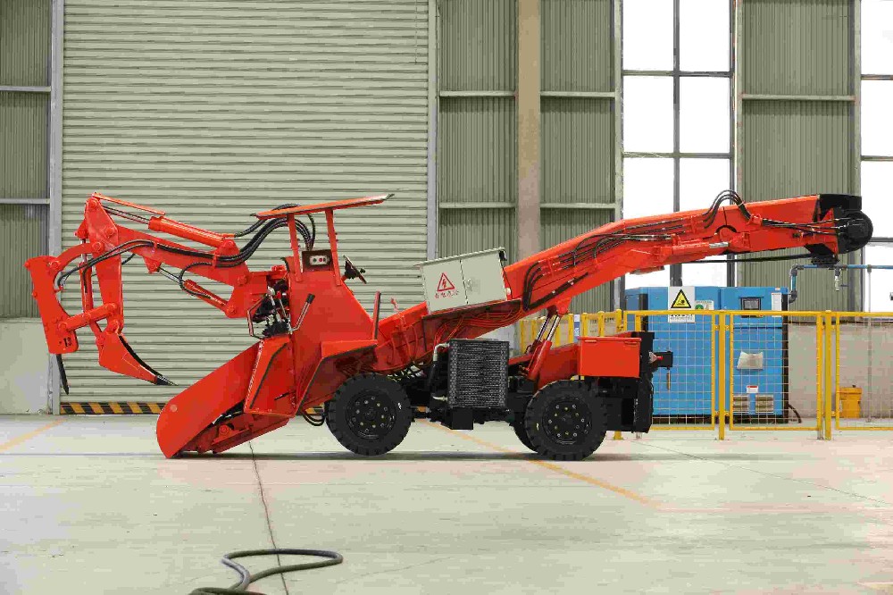 龍巖扒渣機智能化：遠程操控技術進展
