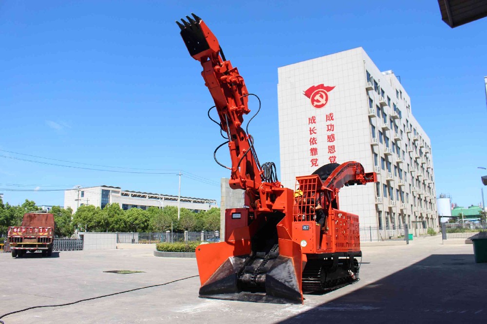 扒渣機維修全流程記錄學會了省下無數(shù)維修費
