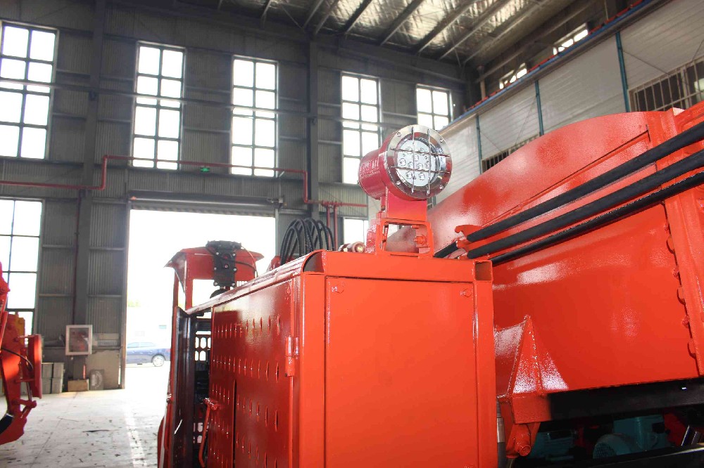 扒渣機行業標準解讀：規范引領，推動產品質量穩步提升
