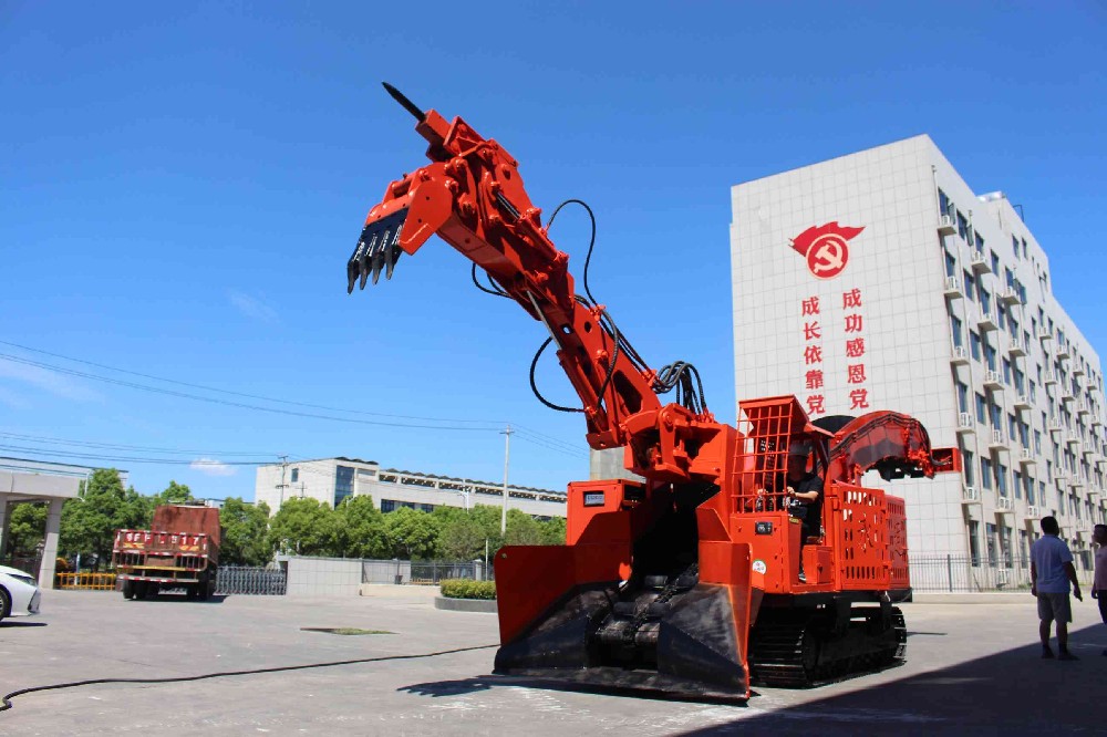 襄陽扒渣機廠家售后24小時救援實錄
