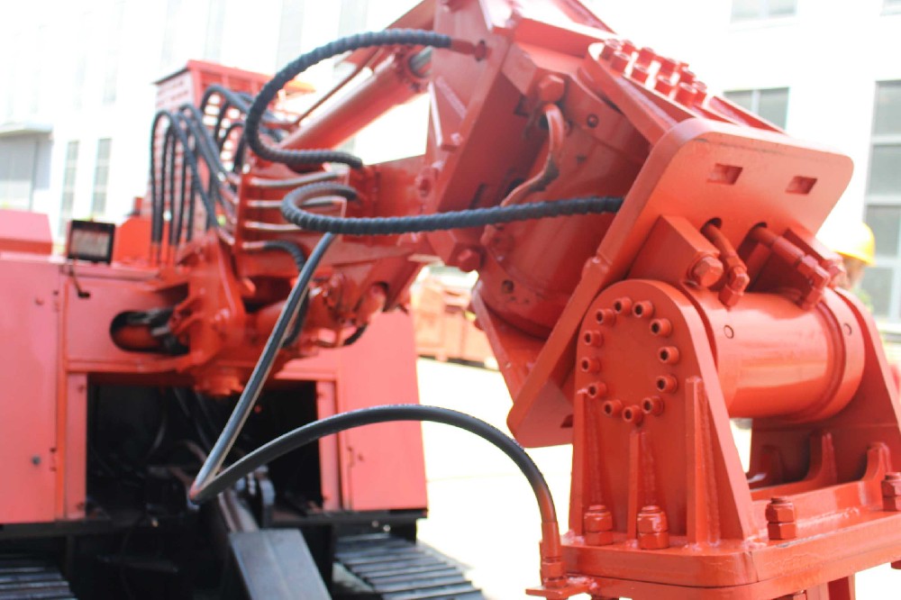 遵義扒渣機電機維修費用參考，省錢小妙招！
