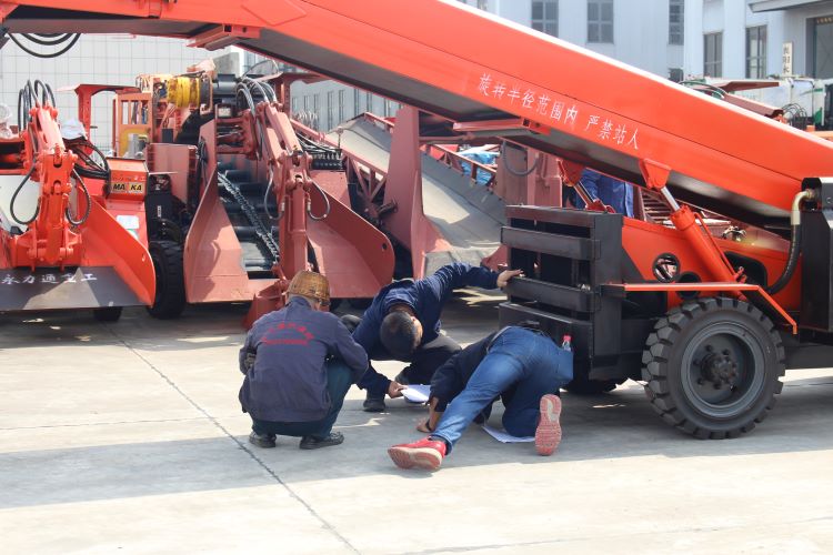 扒渣機(jī)常見(jiàn)故障