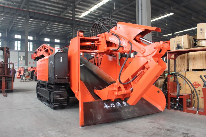 履帶輸送帶式扒渣機